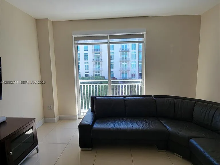7290 SW 90th St #403 — Photo 6
