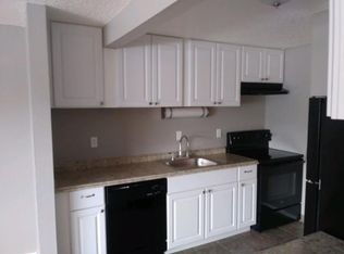 6205 Parker Rd E APT E8, Sumner, WA 98390