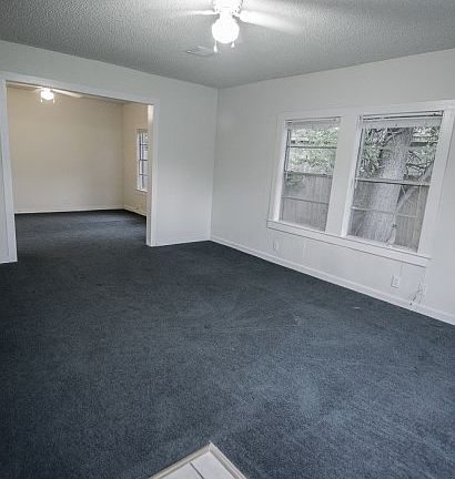 4th image of 1020 Roosevelt St
