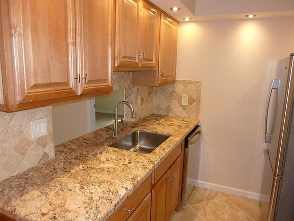 5th image of 6479 Chasewood Dr APT A