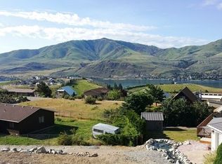 105 Grouse Pl, Chelan, WA 98816