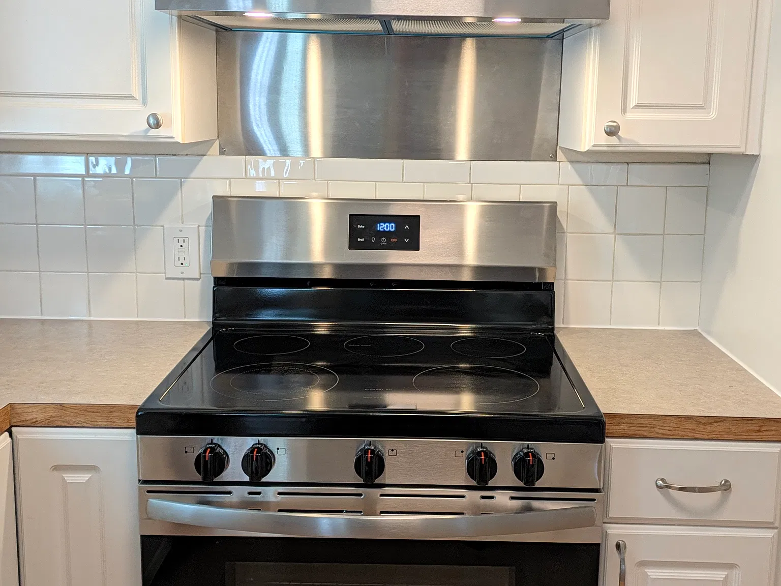 2 bed, 840 sqft, $1,900 — Photo 4