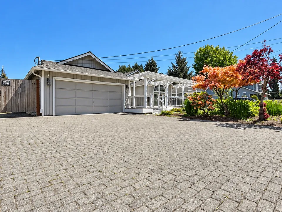 20629 36th Ave W