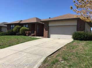 413 Spruce Ave, Nixa, MO 65714