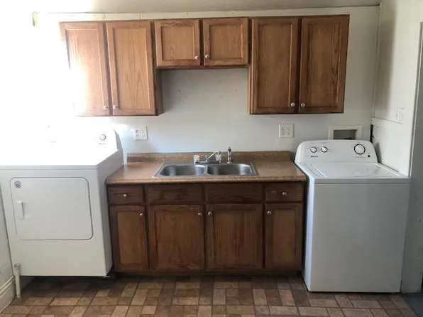 (undisclosed Address), Mattoon, IL 61938