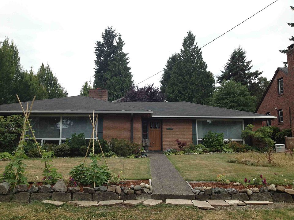 1st image of 10735 23rd Ave NE