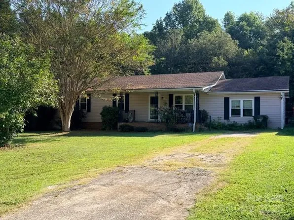 1028 Hay Row Rd, Clover, SC 29710