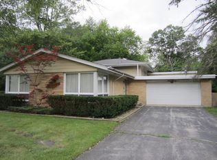 340 Taft Ct, Glenview, IL 60025