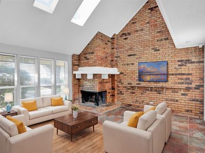 2053 Embassy Way, Carrollton, TX, 75006