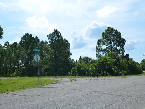 4th image of Peachtree Ln