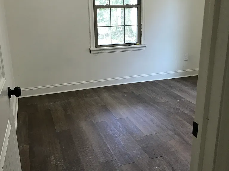 1054 Rittiner Dr — Photo 9