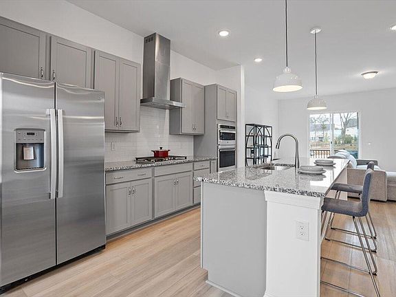 3rd image of 1434 Grove Village Rd