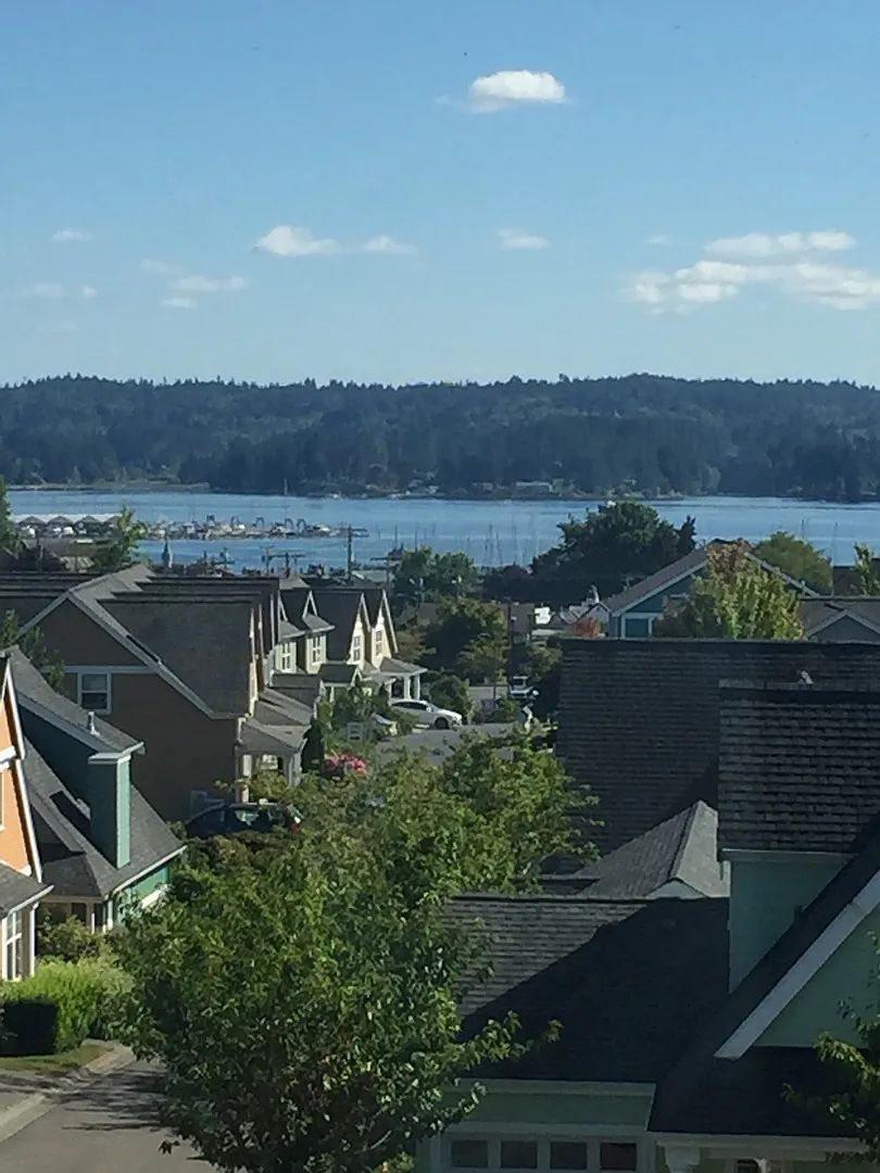 Condo in Poulsbo. — Photo 2