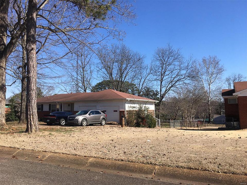 2nd image of 2112 Morningside Dr NW