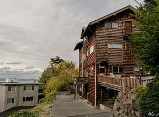 7013 Seaview Ter SW, Seattle, WA 98136