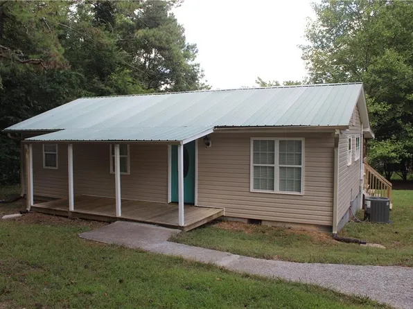 129 Webb Dr NE, Calhoun, GA 30701