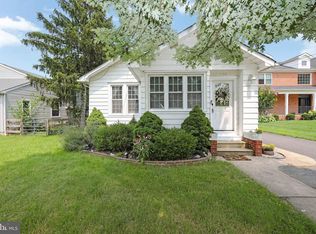 1139 S Fairview St, Riverside, NJ 08075