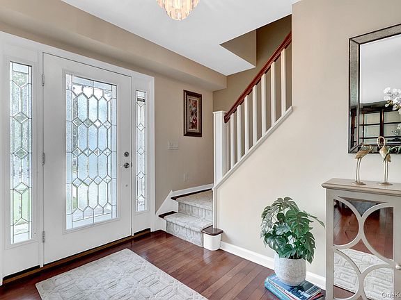 2nd image of 34 Admiral Road