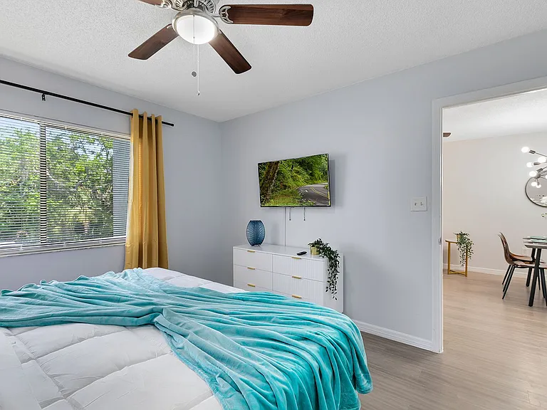 Oasis - 3165 South St. — Photo 12