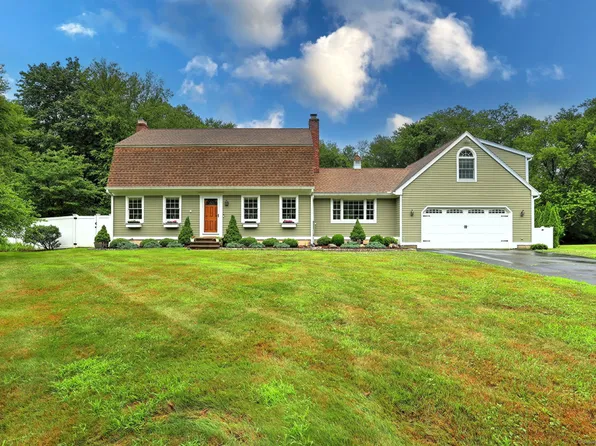 48 Old Castle Drive, Monroe, CT 06468