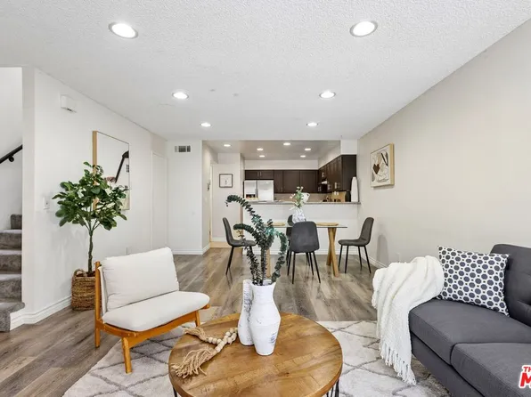 1444 W 227th St APT 11, Torrance, CA 90501