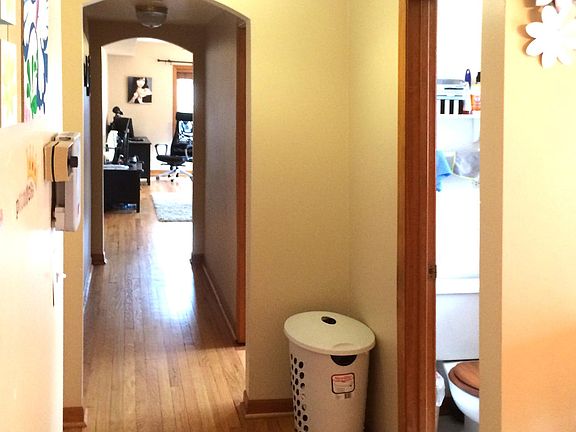3rd image of 26 S 6th Ave #2B