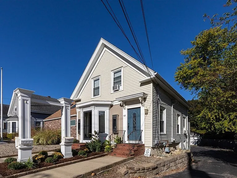 43 Samoset St #2 — Photo 1