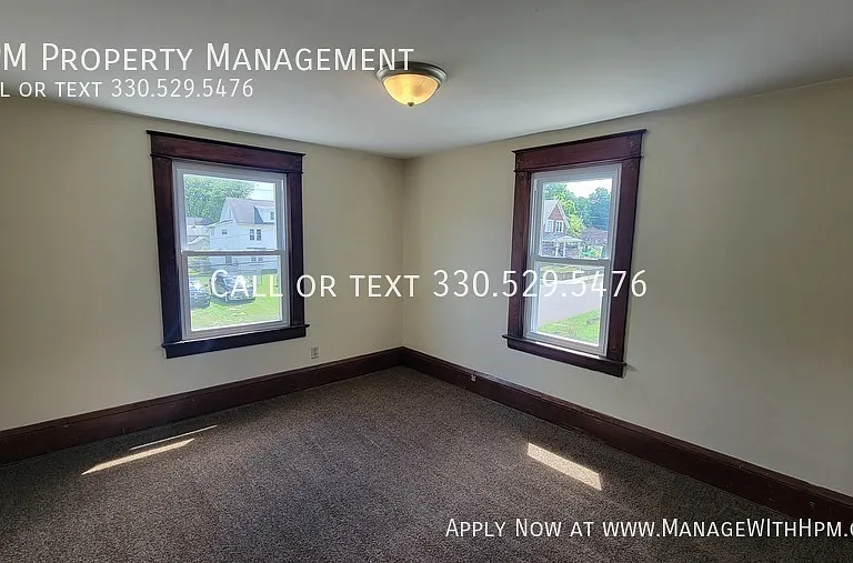 1133 5th Ave — Photo 16