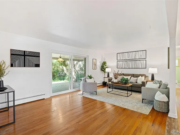 2311 S Jasmine Pl — Photo 17