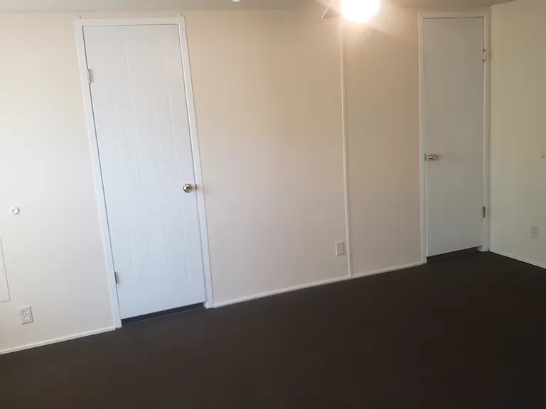 12354 S Westminster Rd — Photo 4