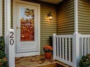 459 Allen Ave APT 20, Portland, ME 04103