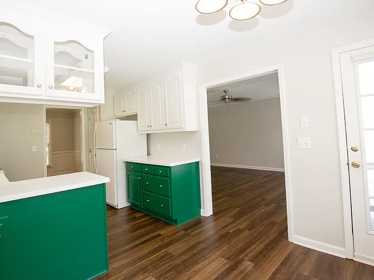 184 Olde Farm Rd — Photo 10