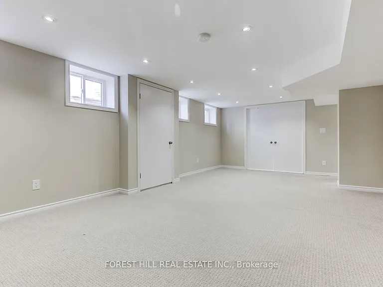 109 Mona Dr — Photo 23