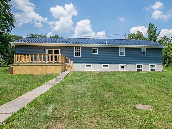 3rd image of 2769 Woodward Ave