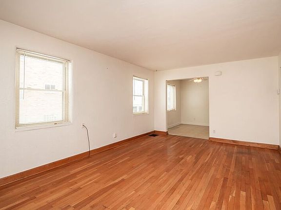 3rd image of 1413 Old Lane Ave APT 1