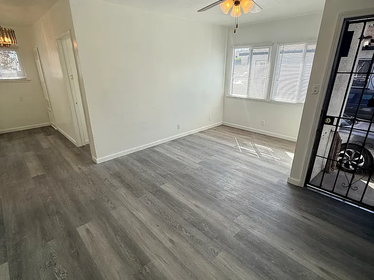 927 W Gage Ave #1 — Photo 26