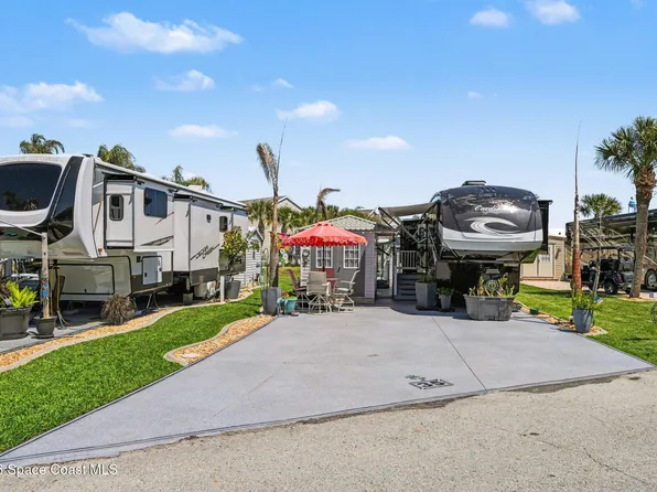 35 Sunset Dr, Titusville, FL 32780