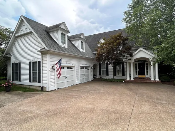 9824 Conway Rd, Saint Louis, MO 63124