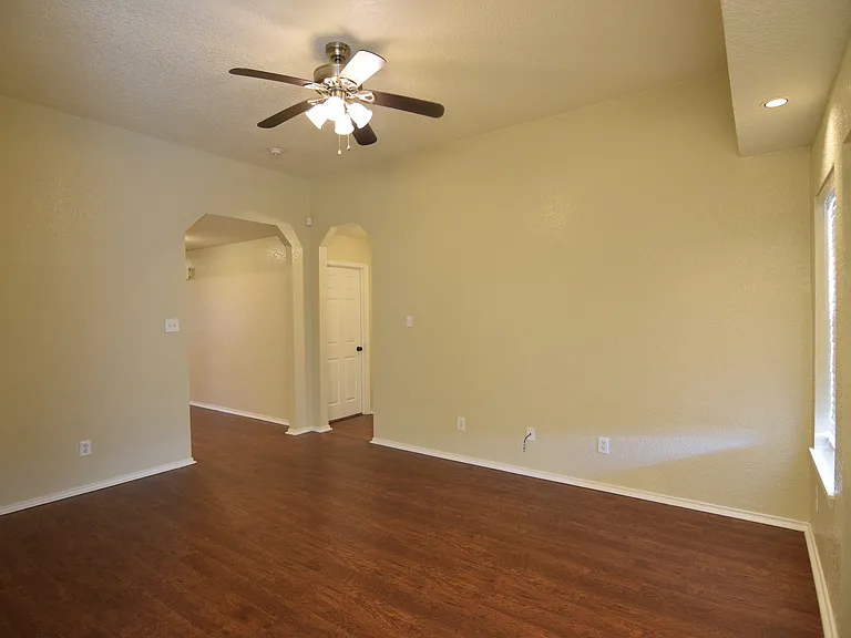 2802 Wesley Dr — Photo 11