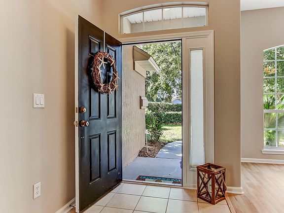 5th image of 1172 Ravenscroft Ln