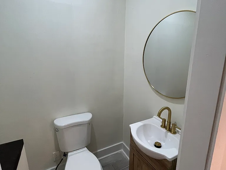 1839 Meade Ave — Photo 6