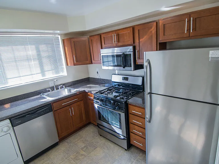 Brookville Townhomes — Photo 64