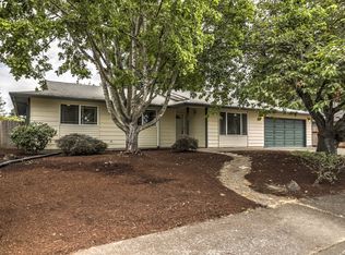 400 S Pershing St, Mount Angel, OR 97362