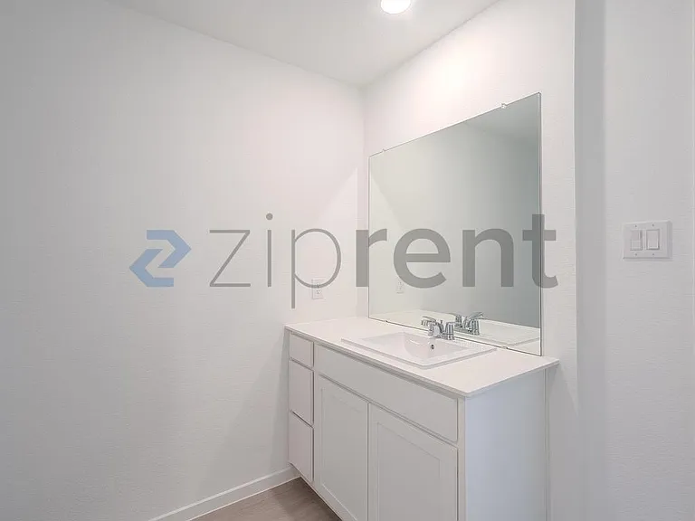 31416 Pratola Serra Cir — Photo 17