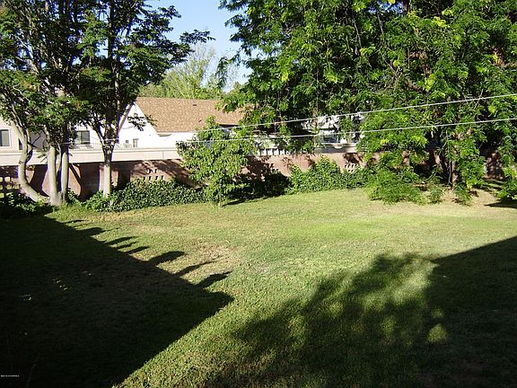 317 E. Parade Ground Circle 006