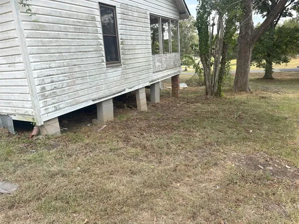 825 Highland Ave, Many, LA 71449