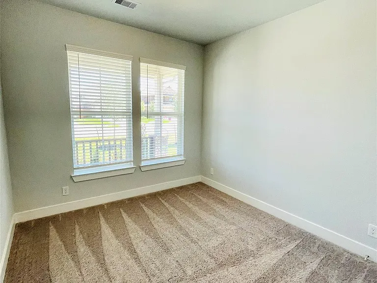 216 Catalina Cove Dr — Photo 26