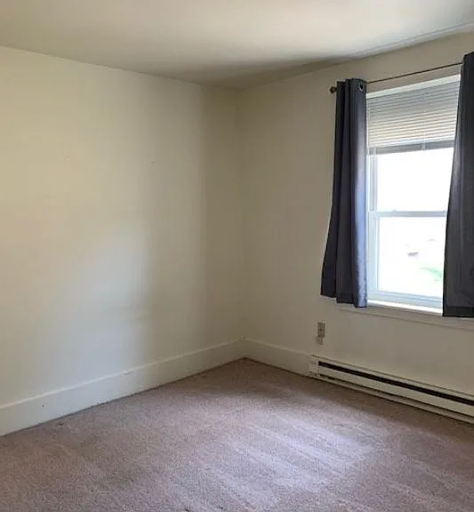 405 Monroe St — Photo 7