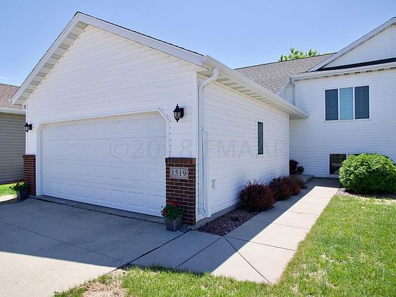 3rd image of 1519 34th Ave S