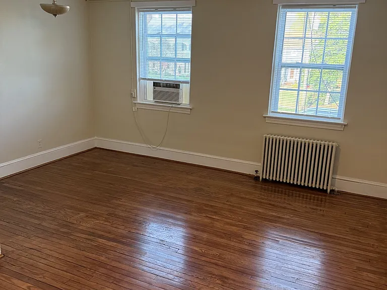 134 Westmoreland Ct — Photo 12